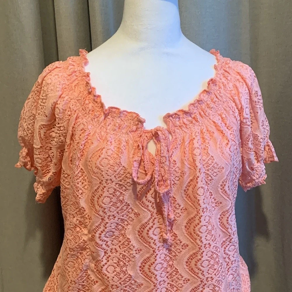 NWOT - No Boundaries Pink Lace Top Size Large (11-13) - Picture 3 of 16
